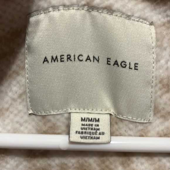 NWOT American Eagle Sweatshirt - Picture 2 of 5